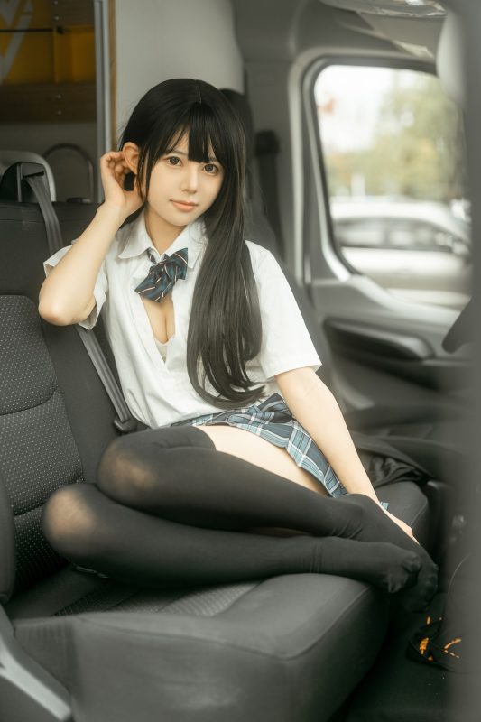 rua阮阮 -  房车jk [41P-445MB]-百宝袋